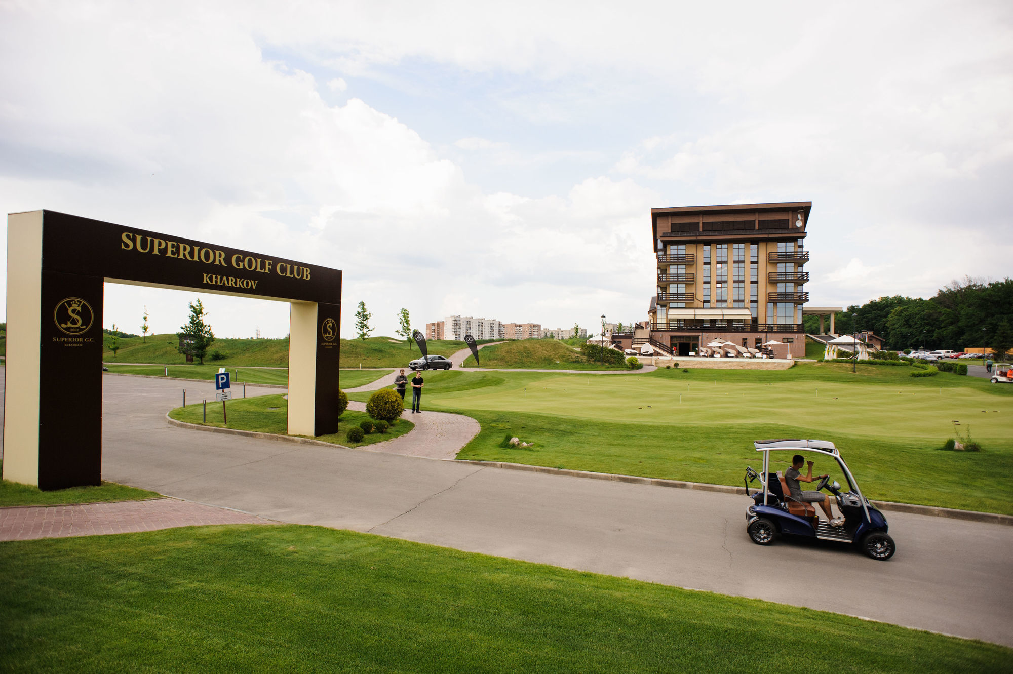 Superior Golf And Spa Resort Charkiw Exterior foto