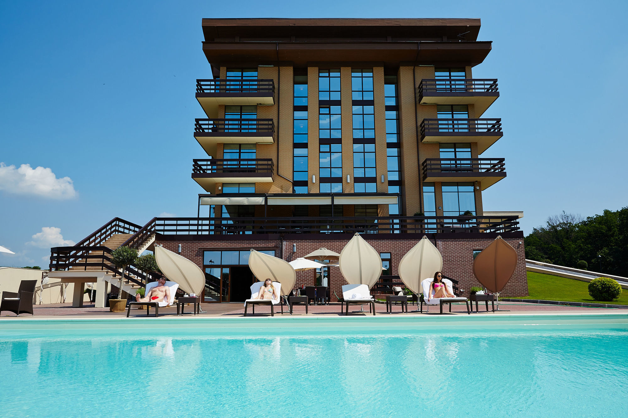 Superior Golf And Spa Resort Charkiw Exterior foto