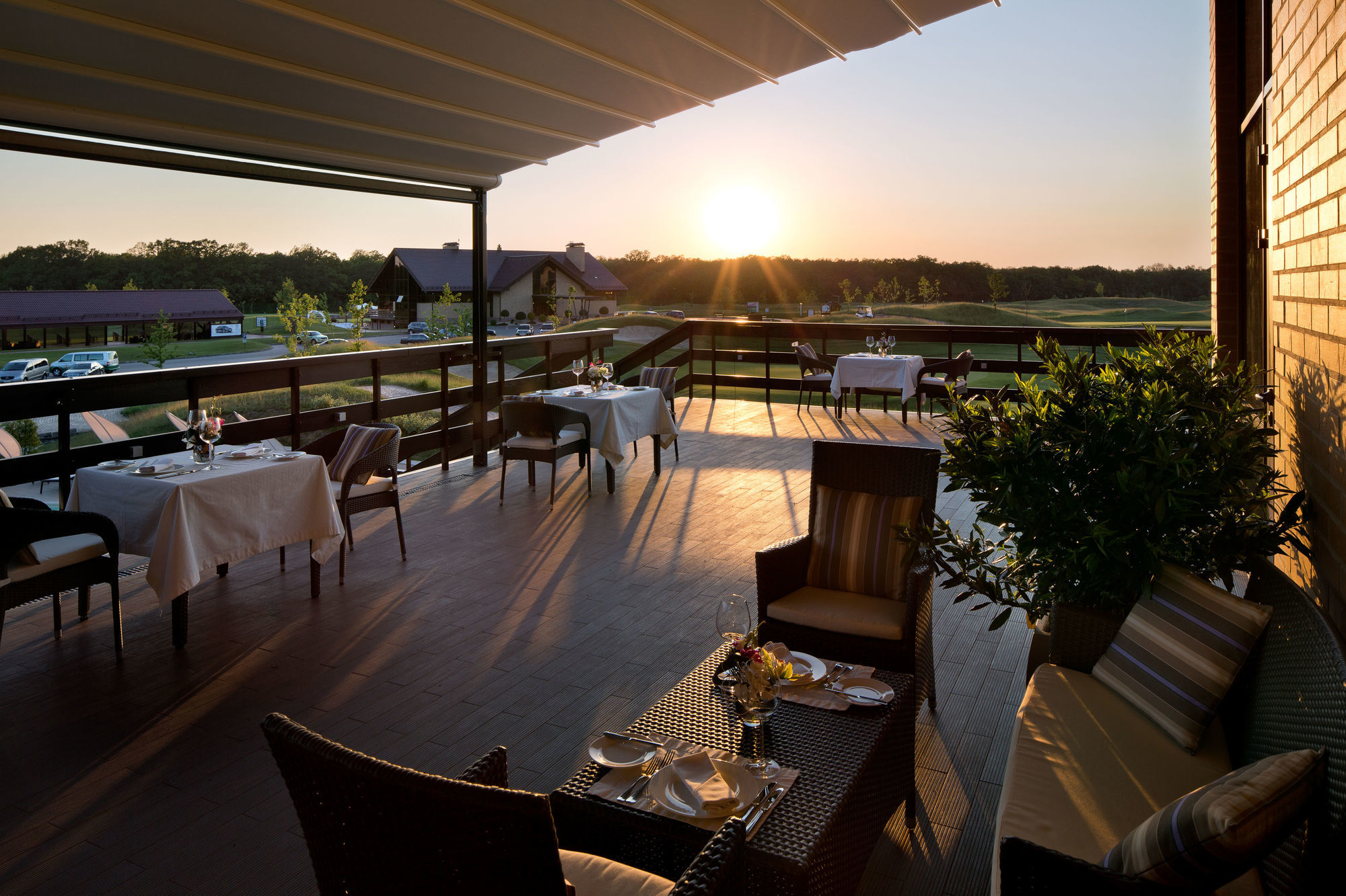 Superior Golf And Spa Resort Charkiw Exterior foto